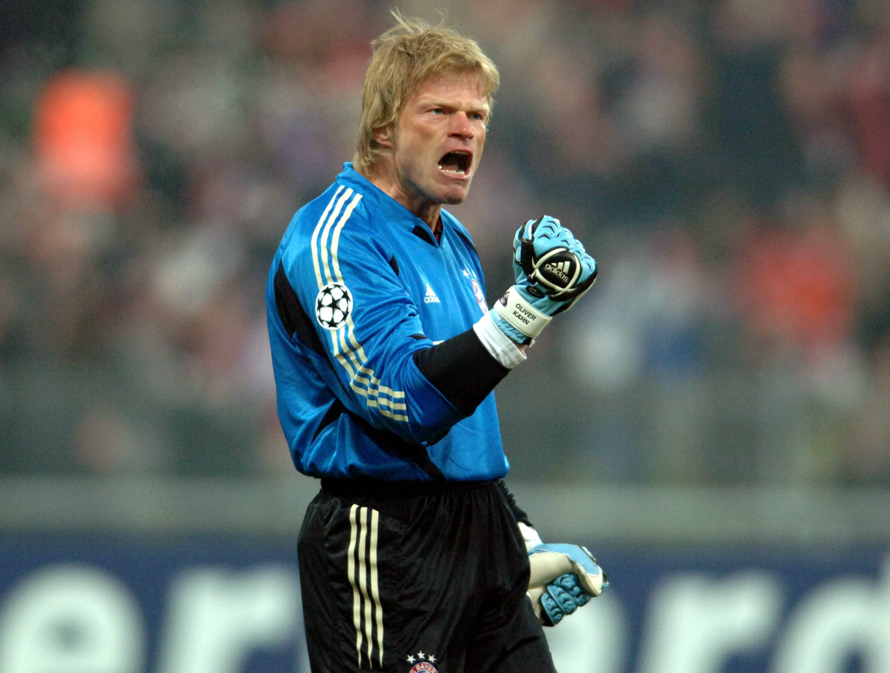 包含皇家马德里门将表现神勇，助球队保持不败的词条