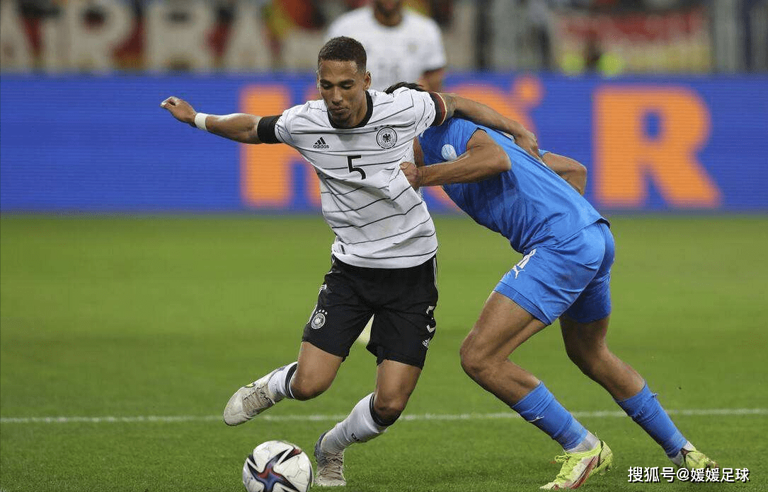 包含日本队碾压丹麦队，黄鸭组合刷新纪录的词条