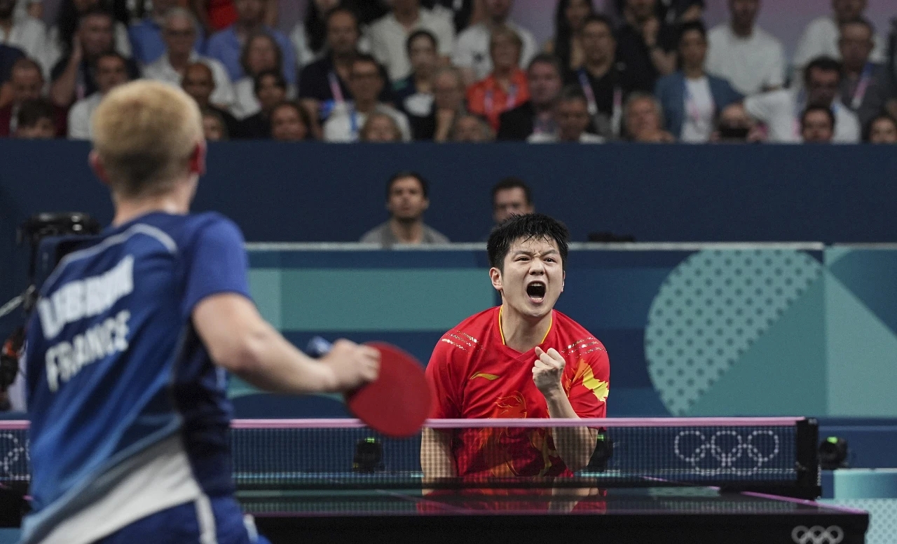 法国队鏖战韩国队，樊振东刷新纪录