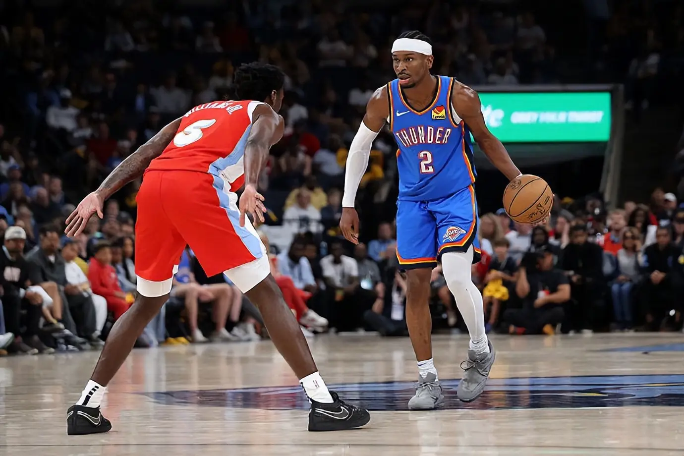 猛龙横扫北京队，莫兰特扛起全队