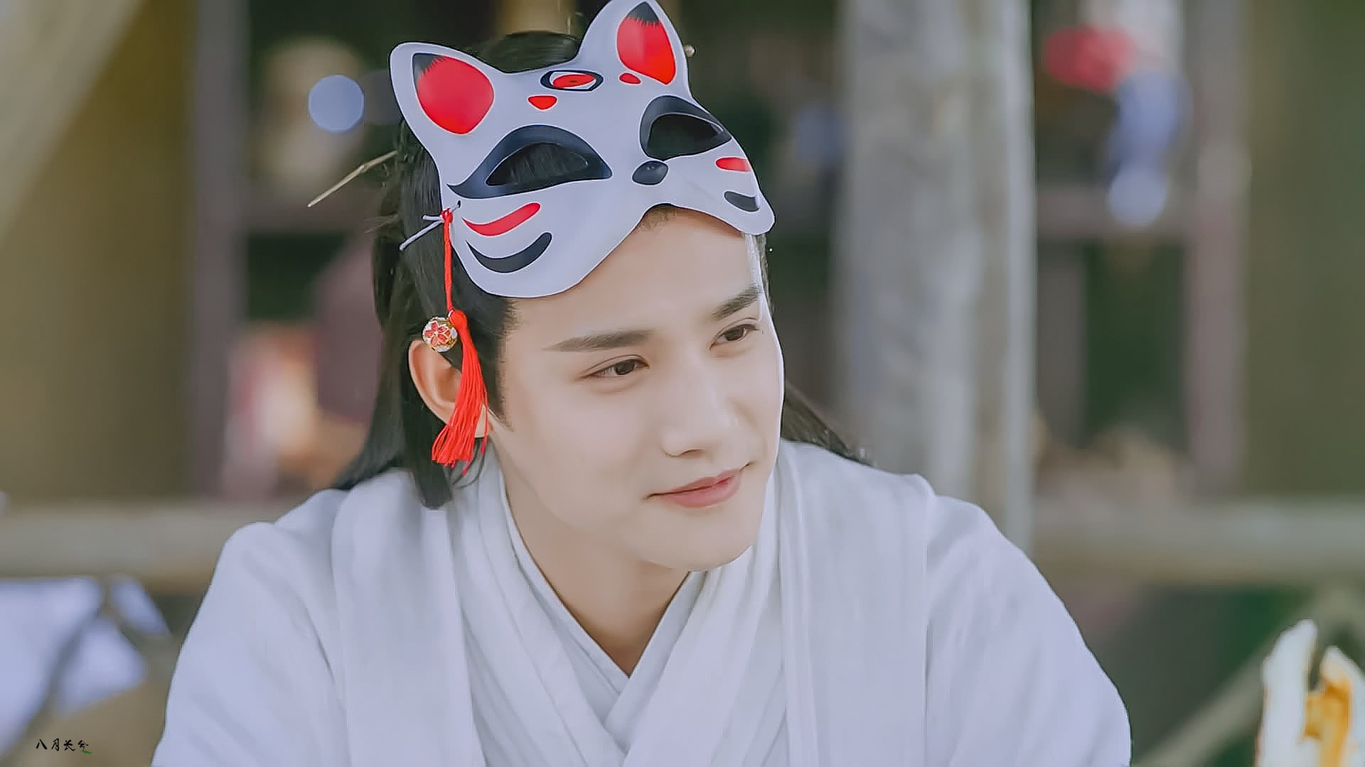 天山脚下密尔沃基的收割季,当冰雪纪律遇见戈壁孤勇