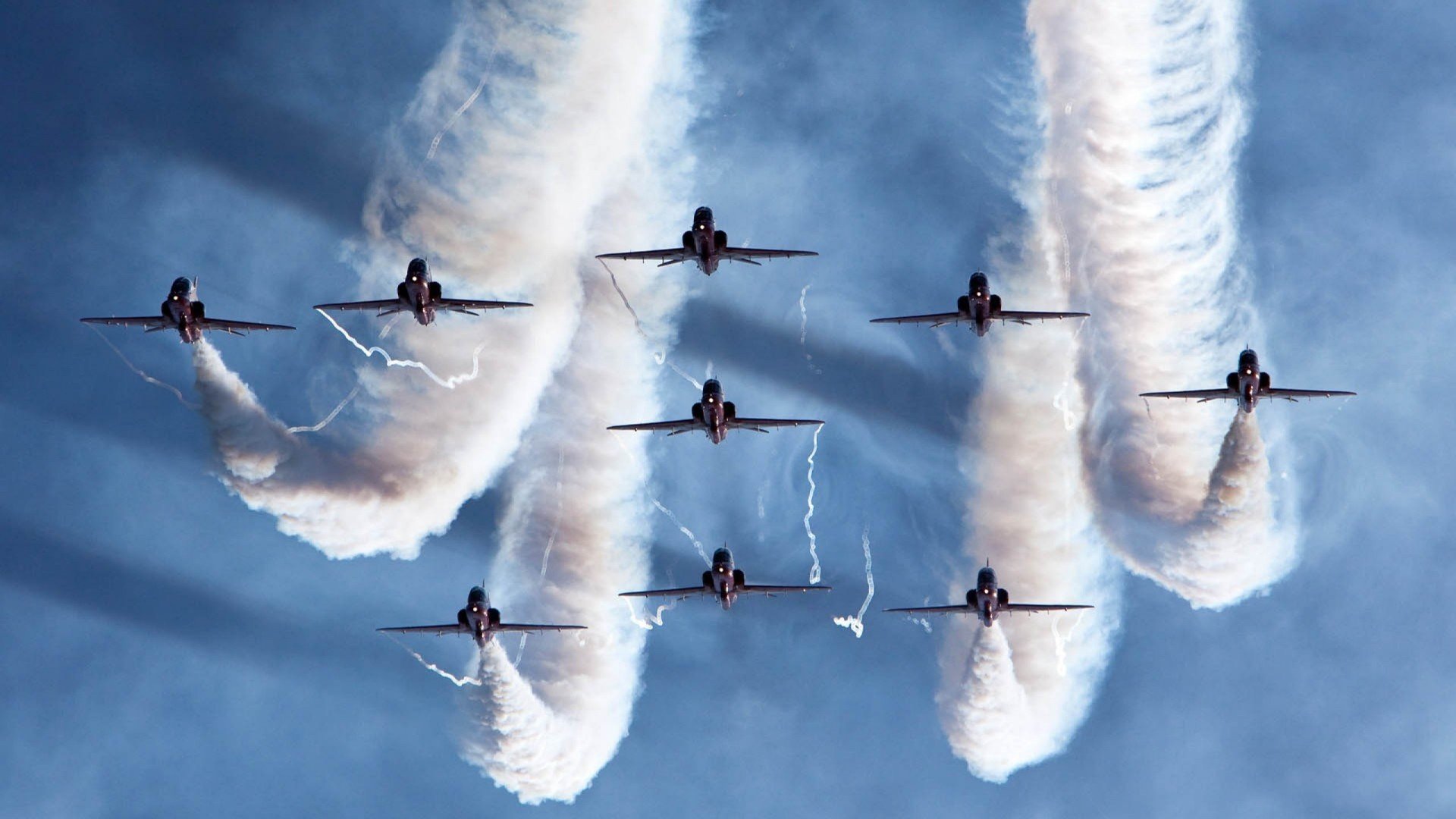 铁壁与天幕之间，厄德高那一记穿透黑暗的灵光